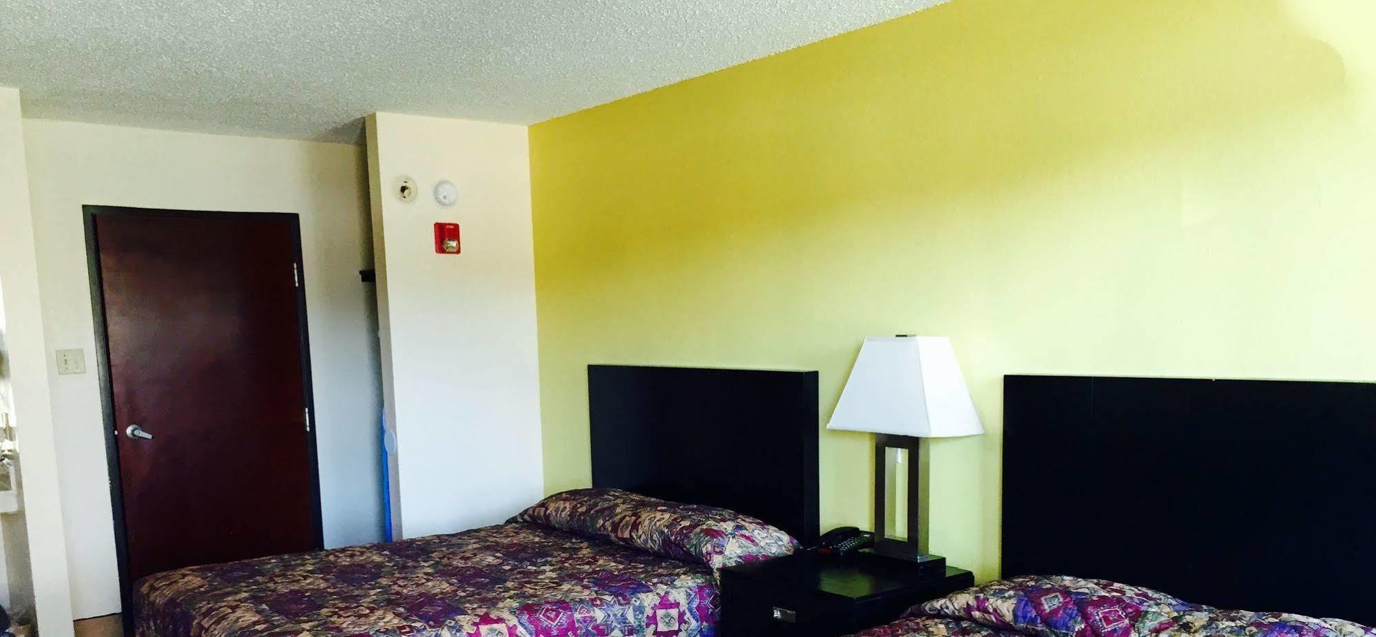 Groves Executive Inn المظهر الخارجي الصورة